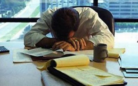 2016年中国互联网企业员工睡眠报告