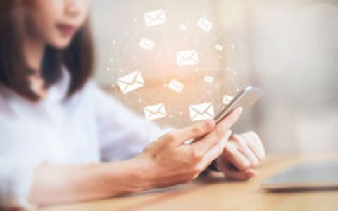 AI定制招聘策略:企业、候选人与市场三者融合之道