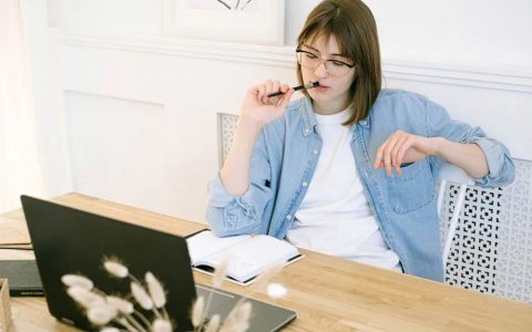 资本新模式：员工内包
